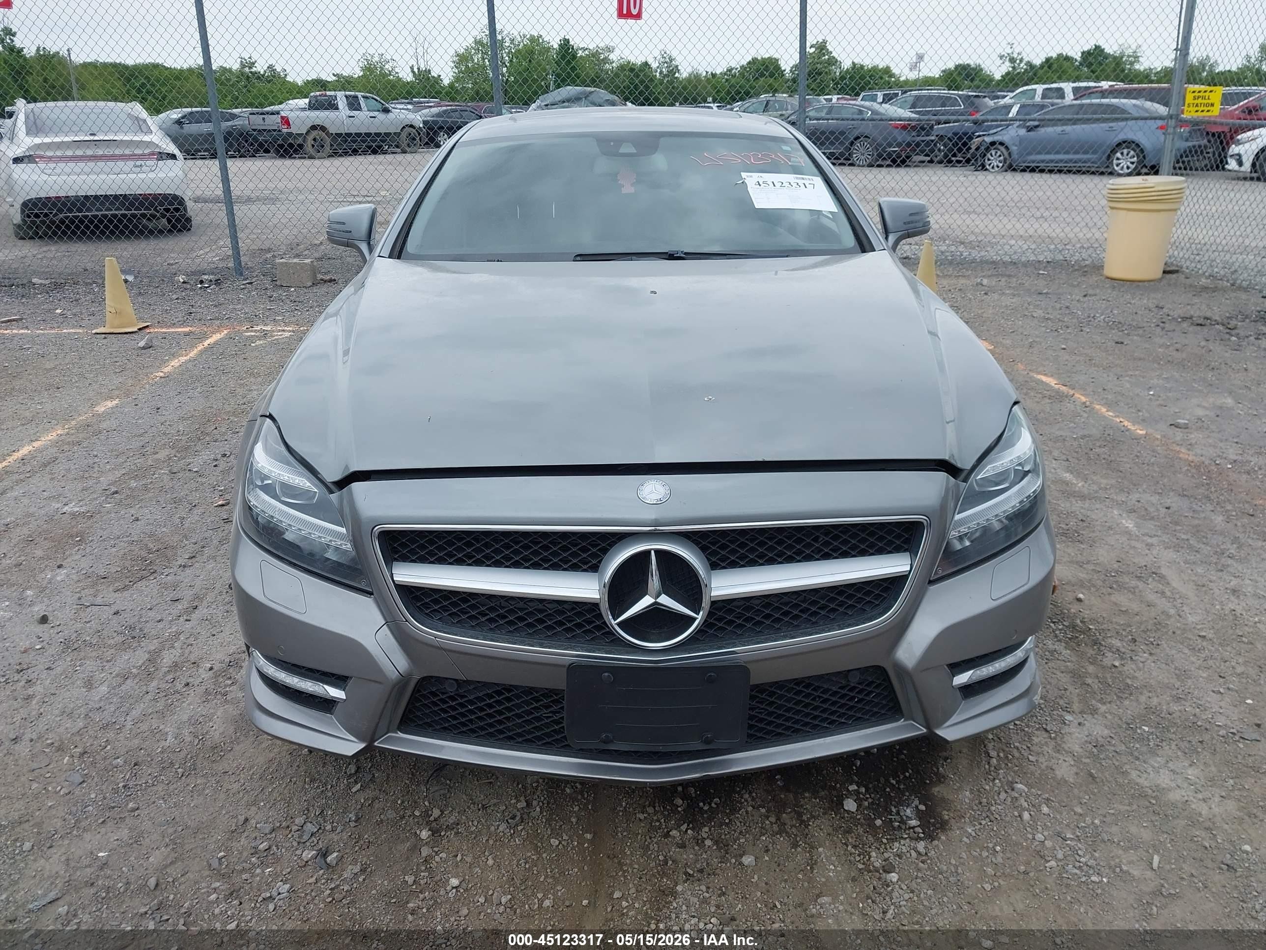 2014 Mercedes-benz Cls 550   Silver vin: WDDLJ7DB3EA100101