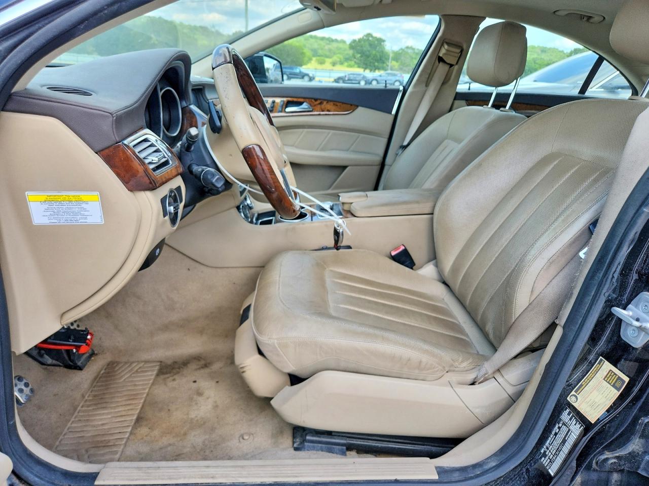 2012 Mercedes-benz Cls 550 Black vin: WDDLJ7DB4CA014521