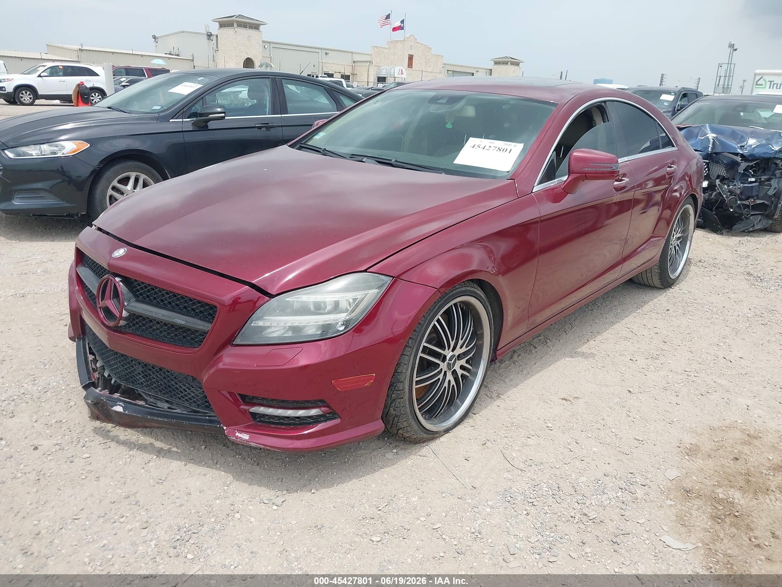 2013 Mercedes-benz Cls 550   Burgundy vin: WDDLJ7DB4DA058049