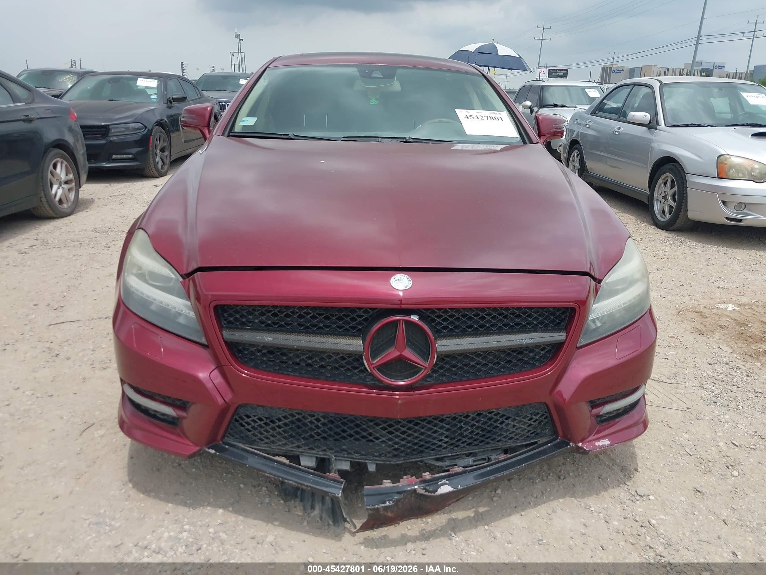 2013 Mercedes-benz Cls 550   Burgundy vin: WDDLJ7DB4DA058049