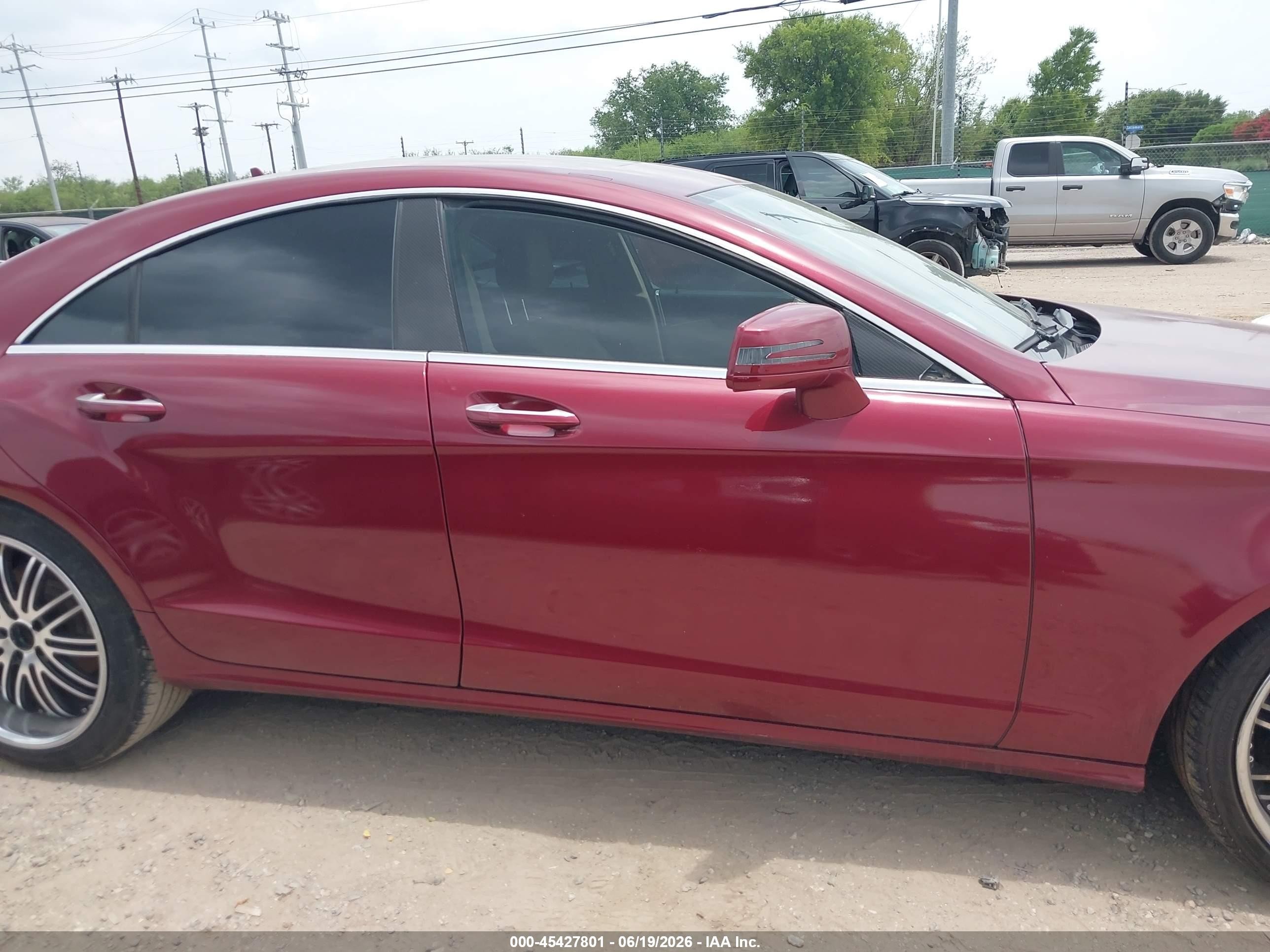 2013 Mercedes-benz Cls 550   Burgundy vin: WDDLJ7DB4DA058049