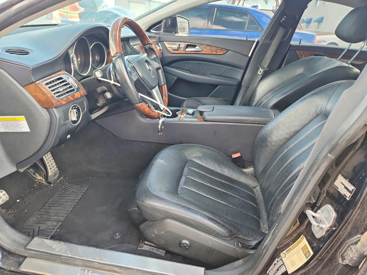 2013 Mercedes-benz Cls 550 Black vin: WDDLJ7DB4DA058732