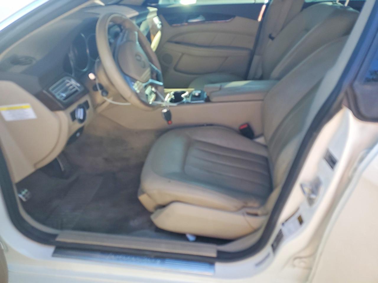 2014 Mercedes-benz Cls 550 Белый vin: WDDLJ7DB4EA100222