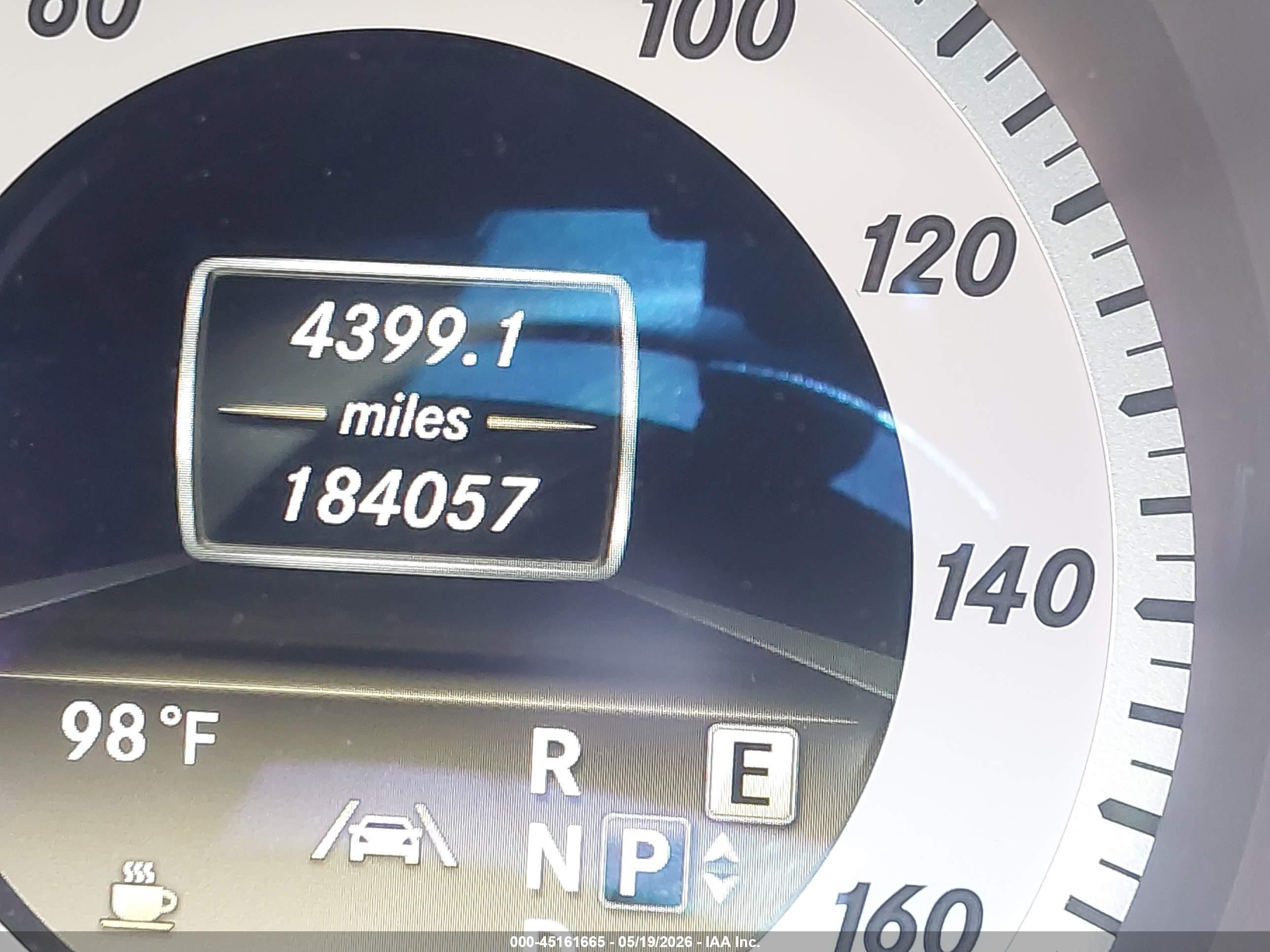 2012 Mercedes-benz Cls 550   Silver vin: WDDLJ7DB6CA057452