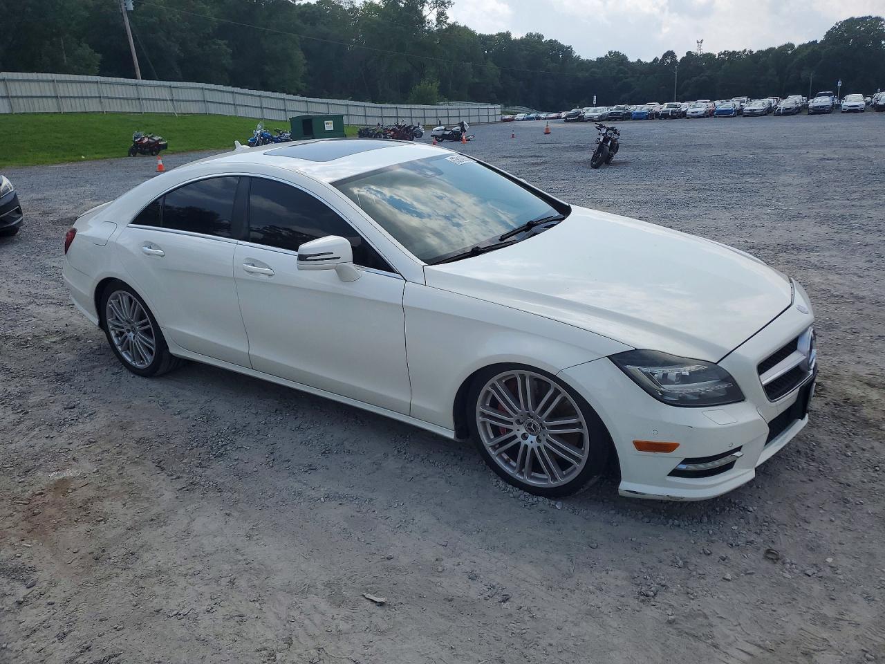 2013 Mercedes-benz Cls 550 Белый vin: WDDLJ7DB6DA060756
