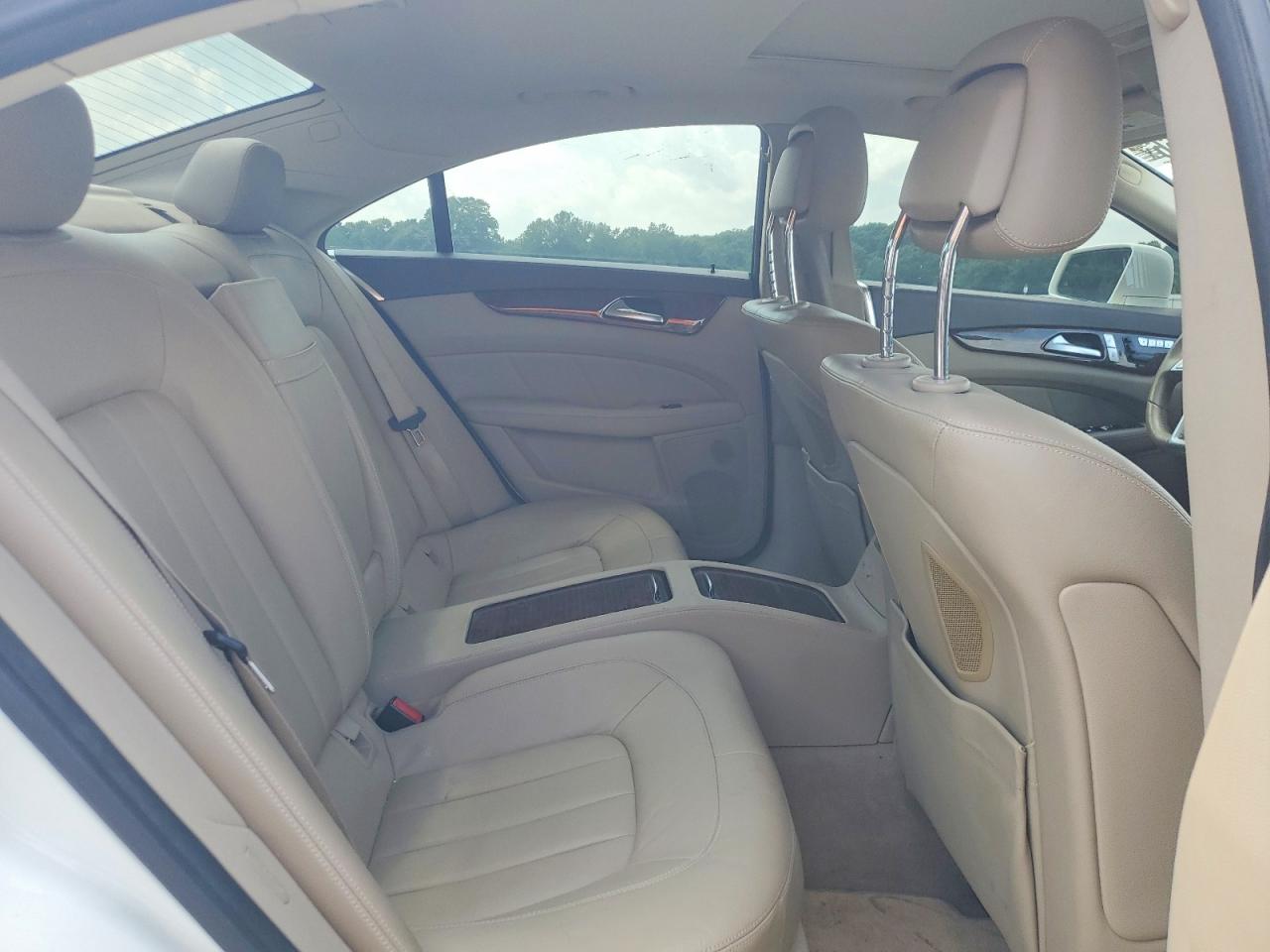 2013 Mercedes-benz Cls 550 Белый vin: WDDLJ7DB6DA060756