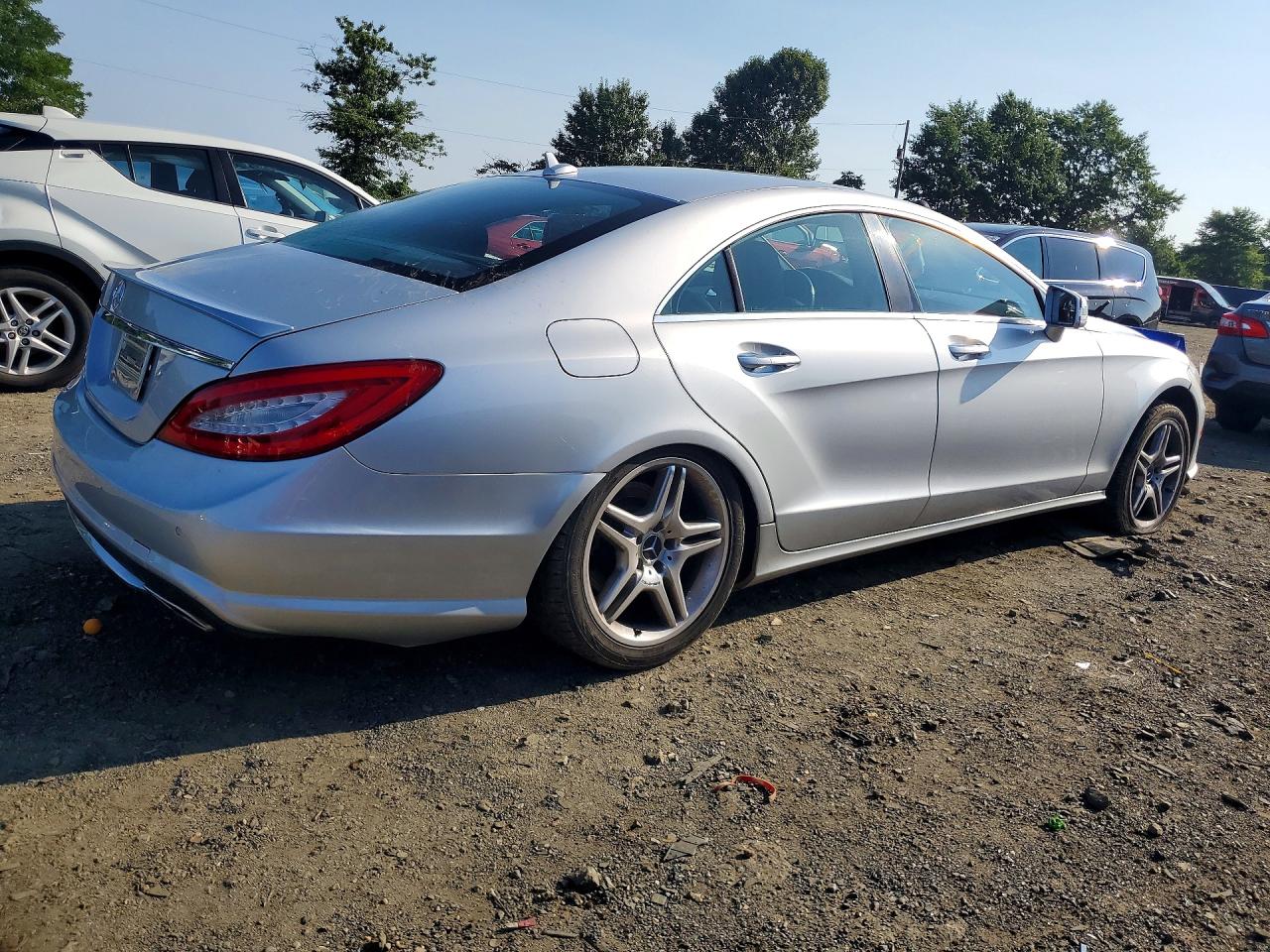 2014 Mercedes-benz Cls 550 Серебряный vin: WDDLJ7DB6EA117233