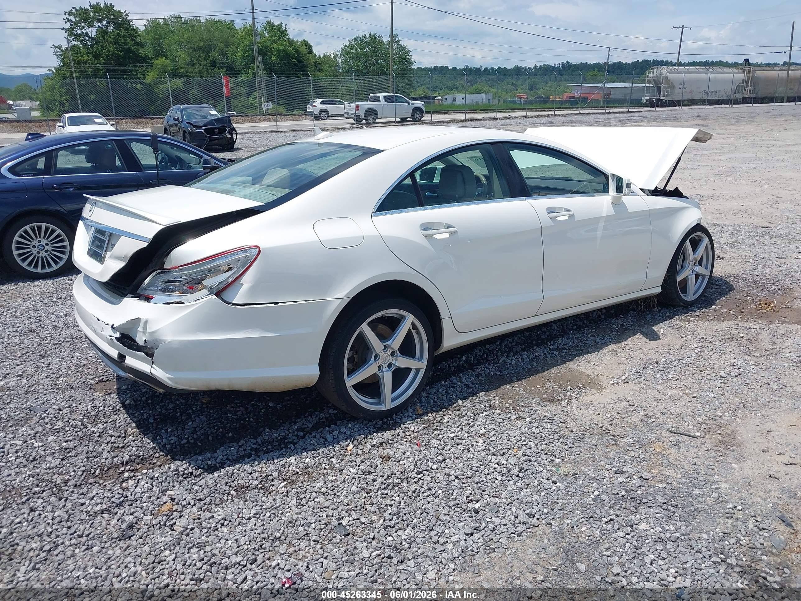 2014 Mercedes-benz Cls 550   White vin: WDDLJ7DB6EA120908