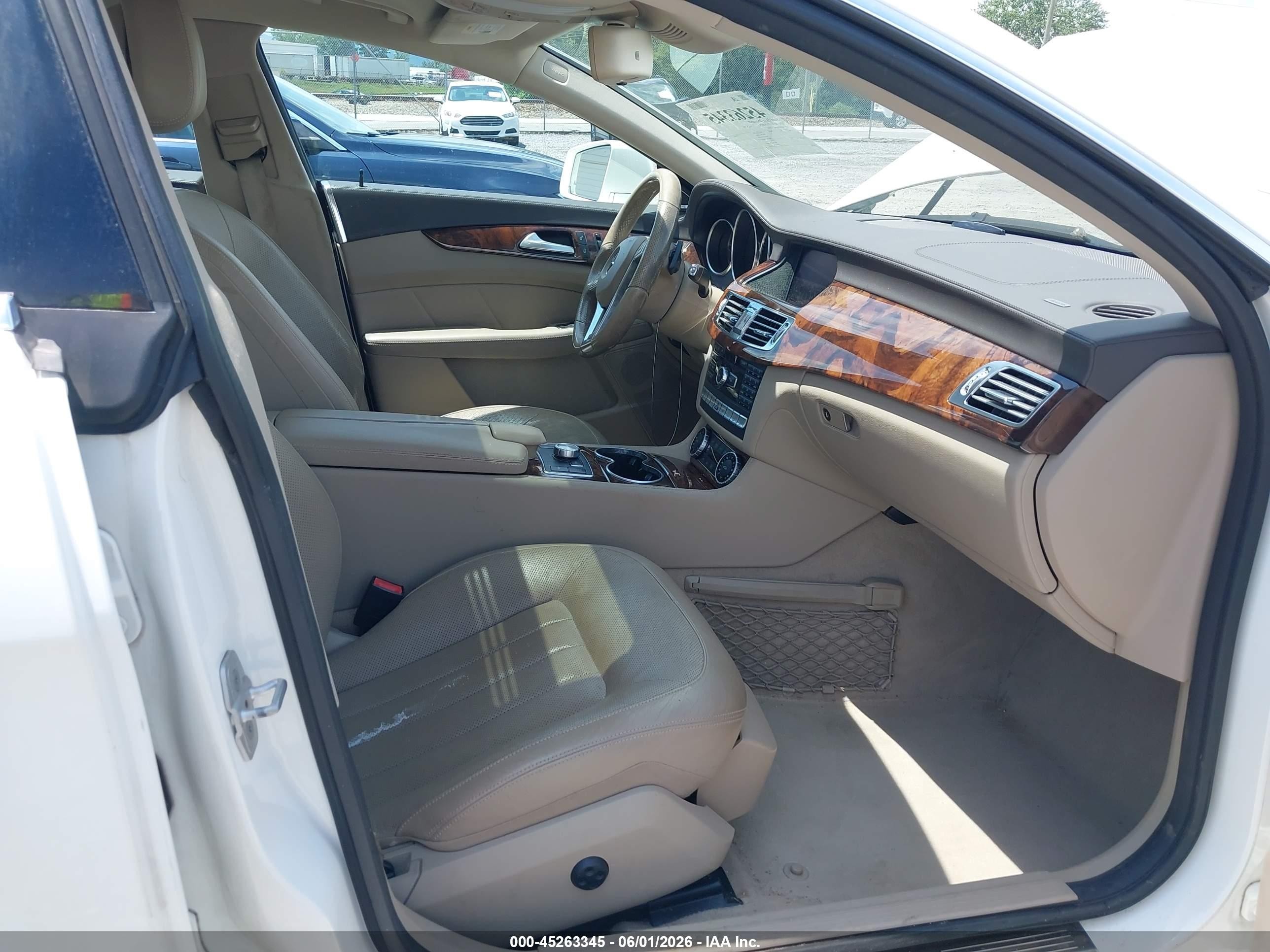 2014 Mercedes-benz Cls 550   White vin: WDDLJ7DB6EA120908