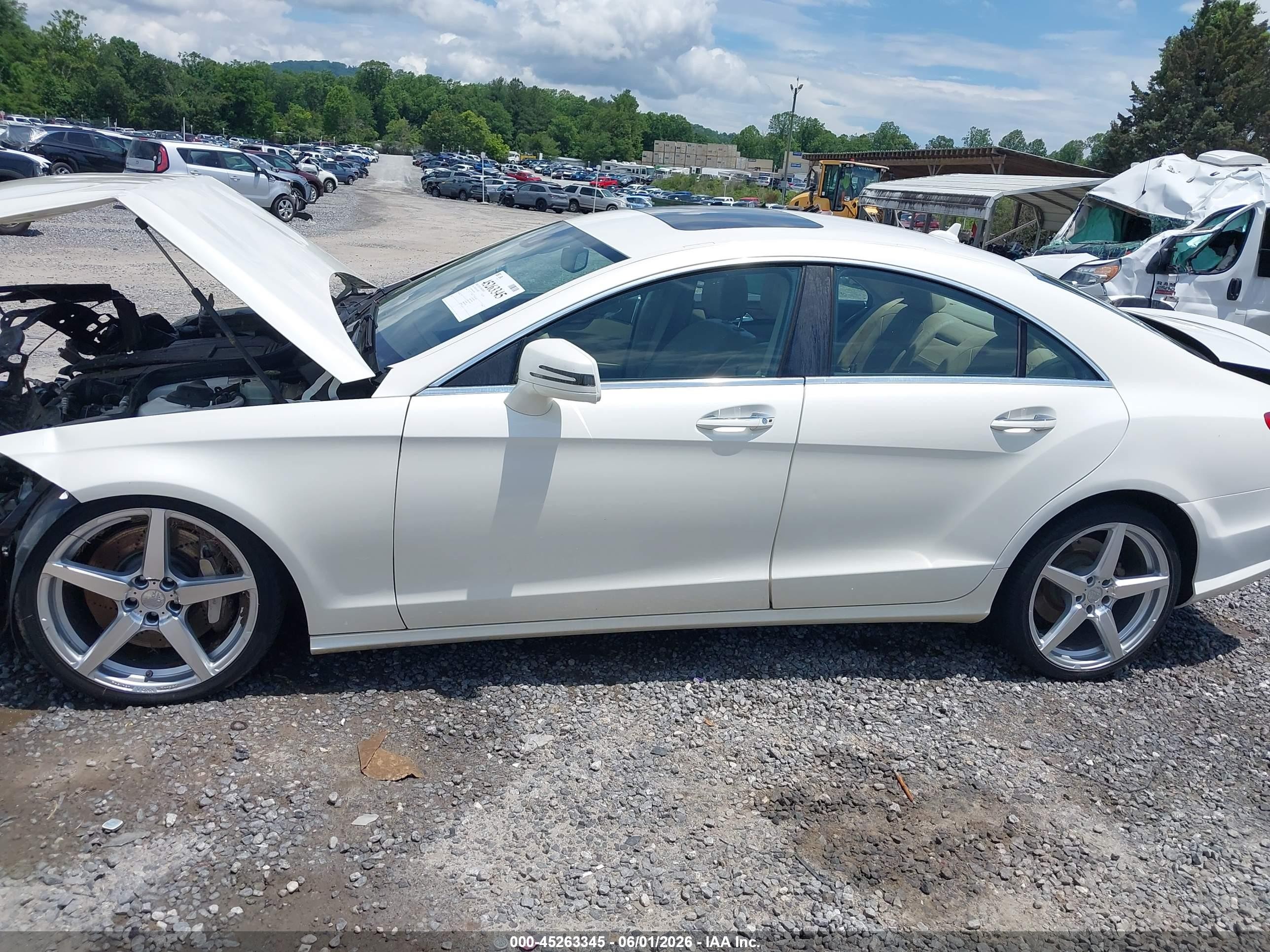 2014 Mercedes-benz Cls 550   White vin: WDDLJ7DB6EA120908