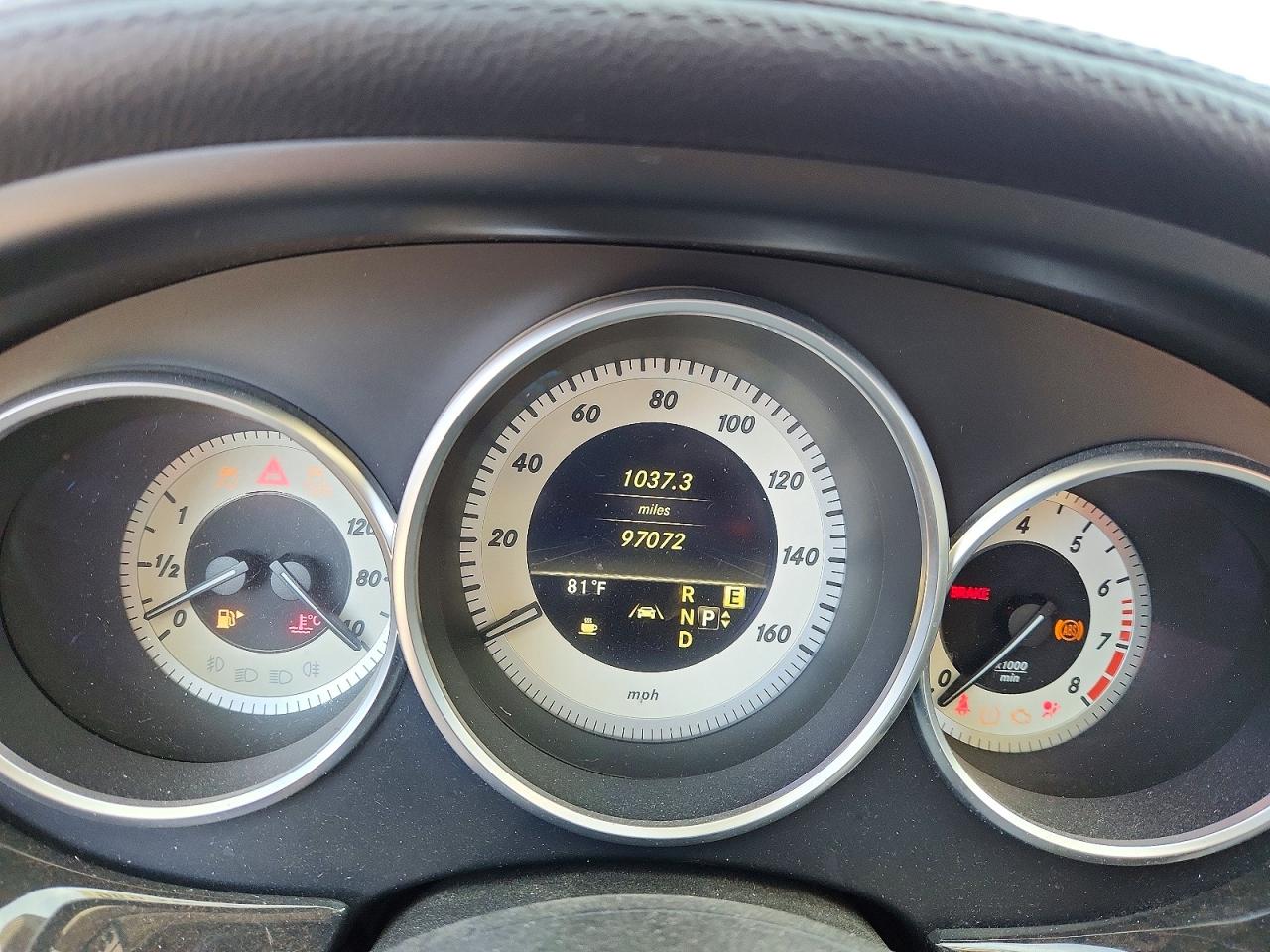 2012 Mercedes-benz Cls 550 White vin: WDDLJ7DB7CA015842
