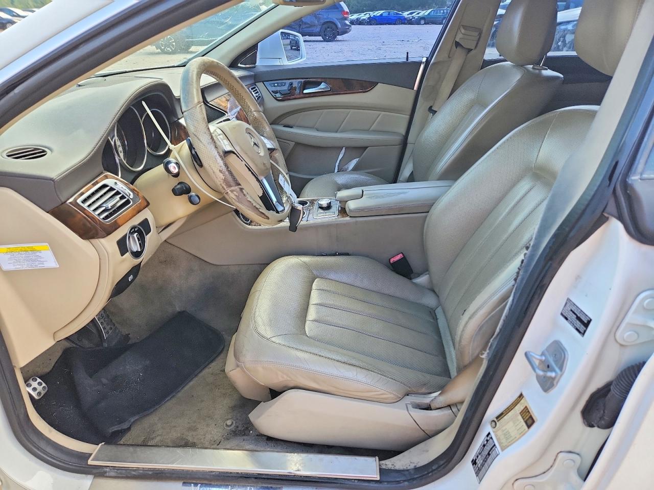 2013 Mercedes-benz Cls 550 White vin: WDDLJ7DB7DA074164