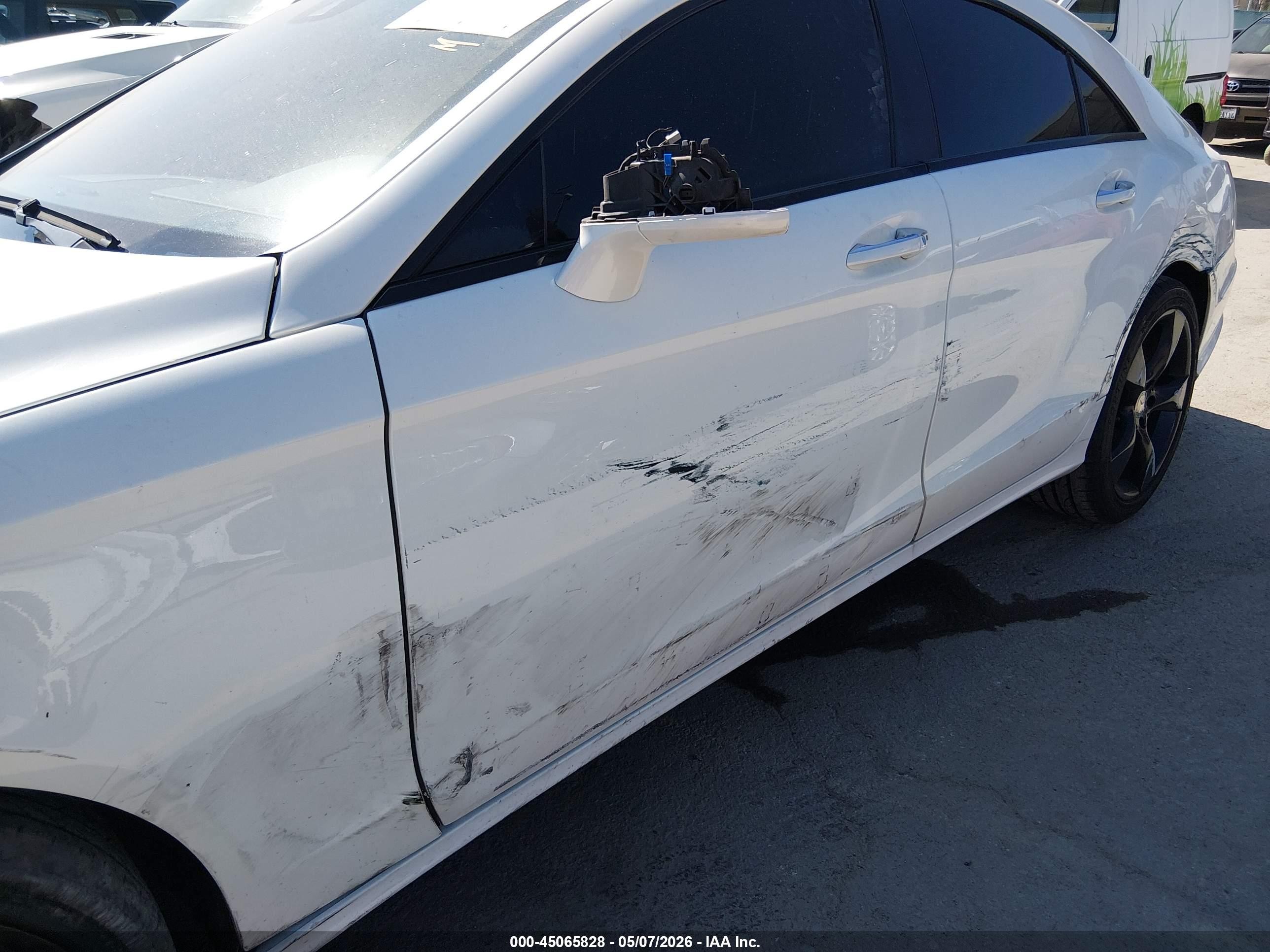 2014 Mercedes-benz Cls 550   White vin: WDDLJ7DB7EA098532