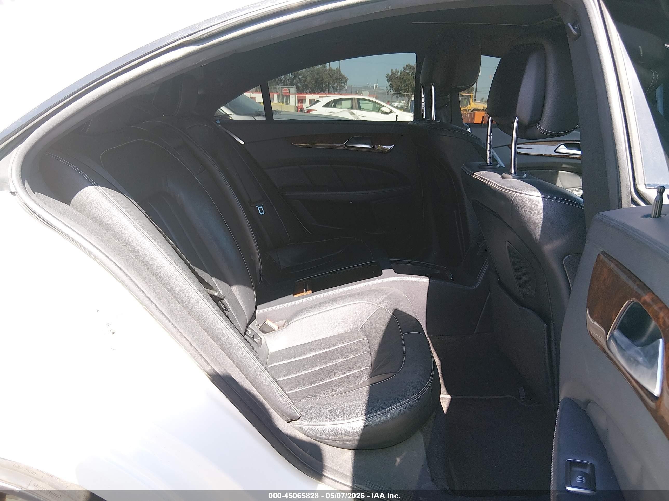 2014 Mercedes-benz Cls 550   White vin: WDDLJ7DB7EA098532