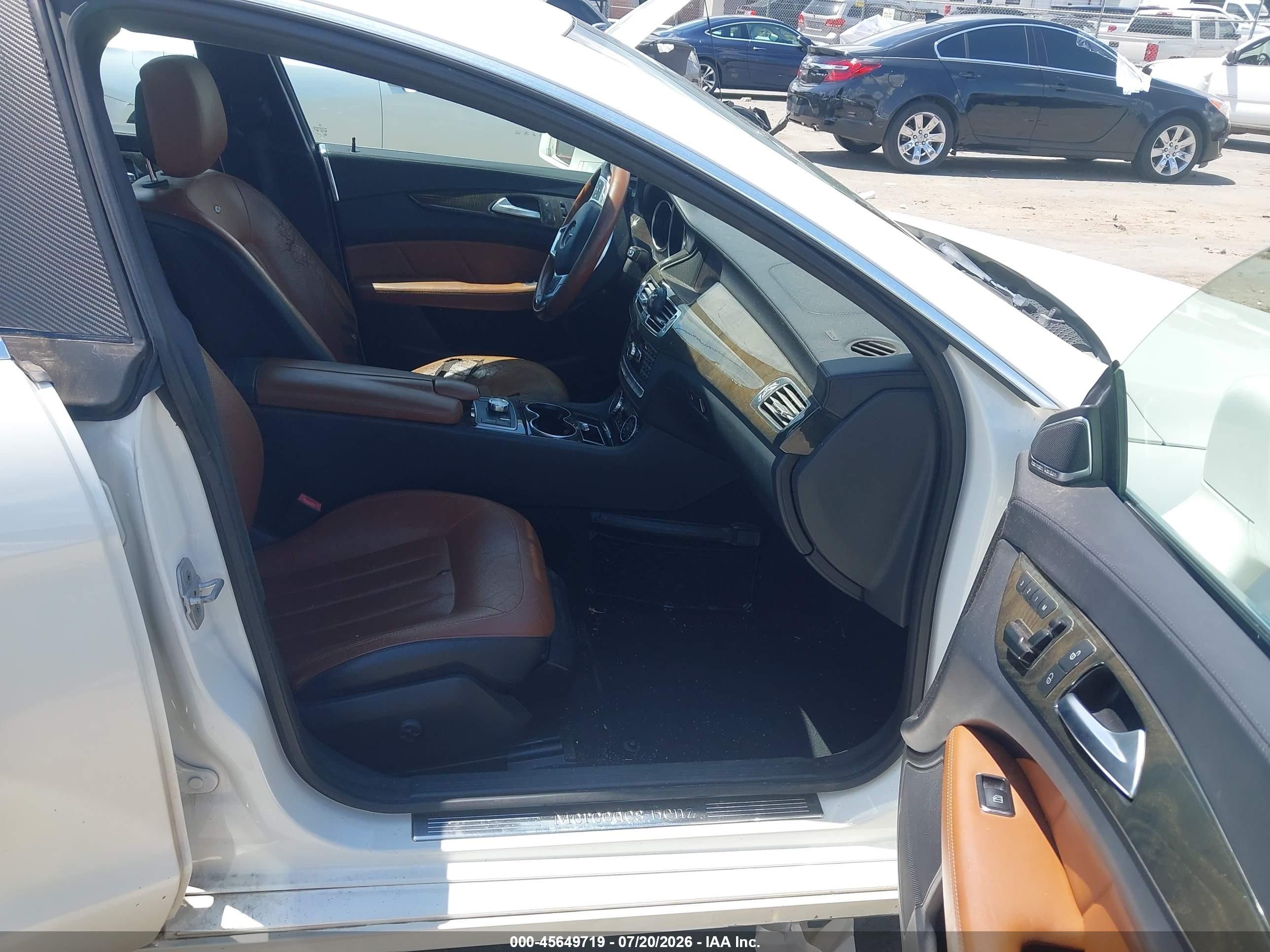 2014 Mercedes-benz Cls 550 White vin: WDDLJ7DB7EA121632