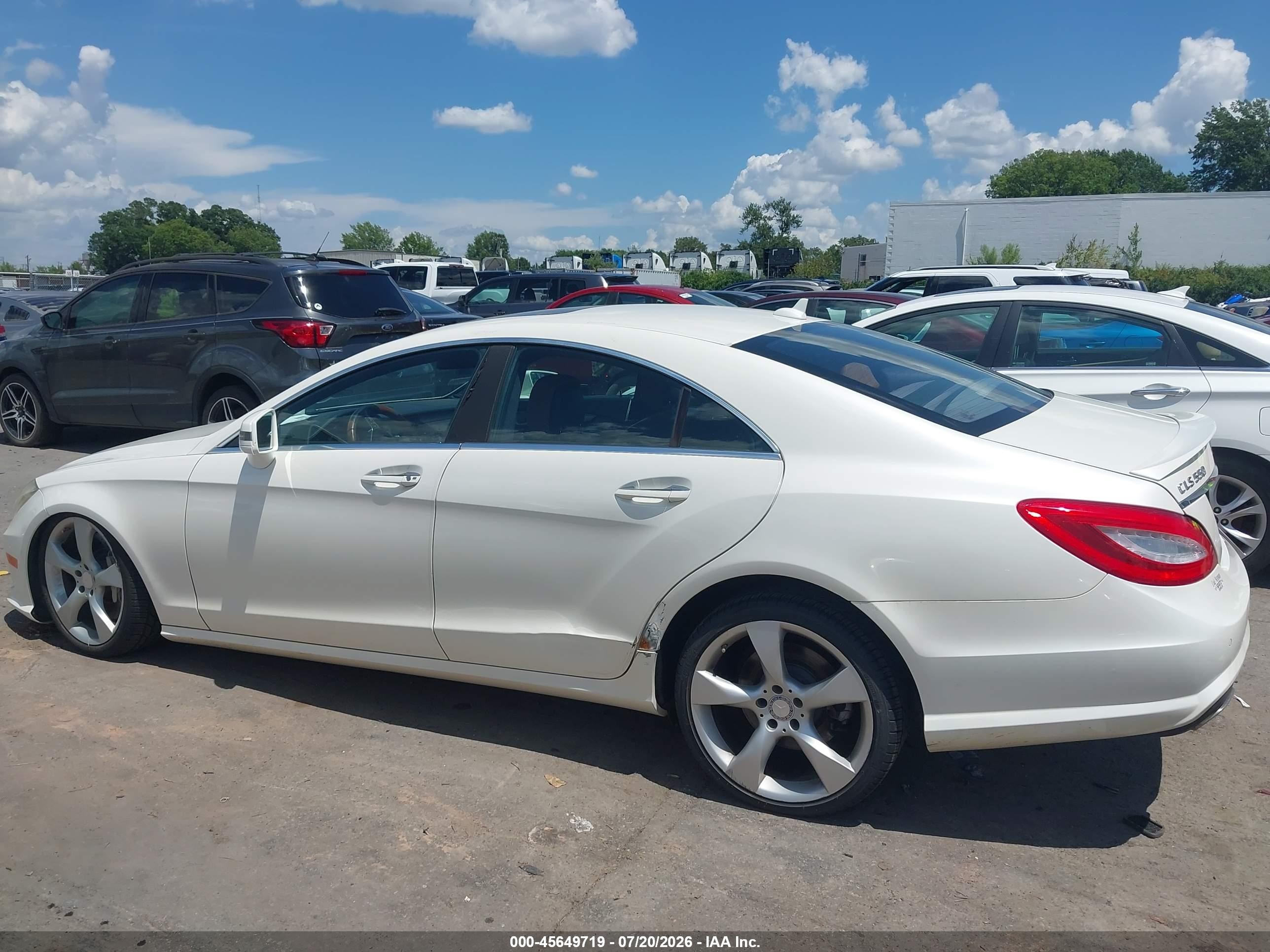 2014 Mercedes-benz Cls 550 White vin: WDDLJ7DB7EA121632