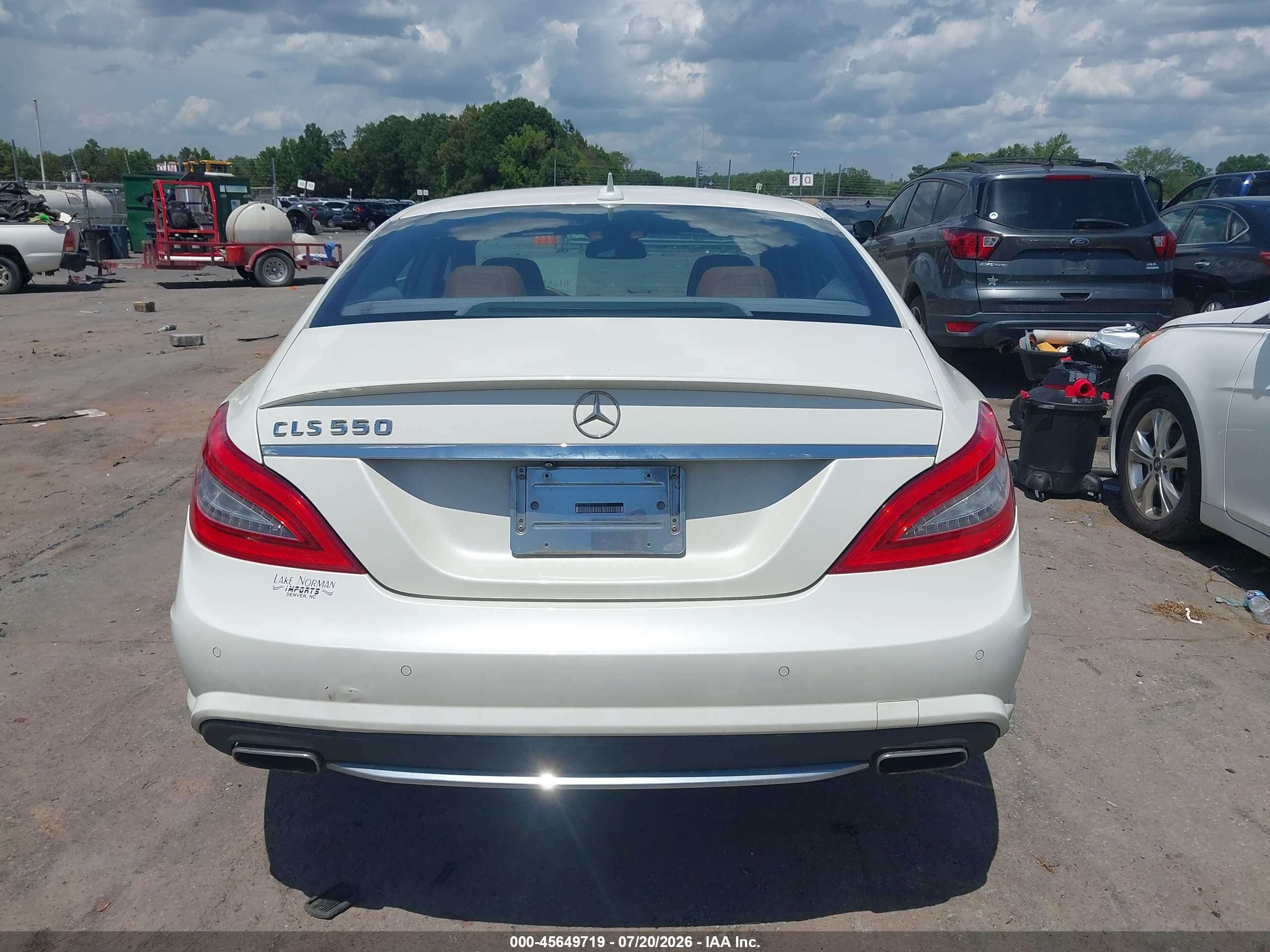 2014 Mercedes-benz Cls 550 White vin: WDDLJ7DB7EA121632