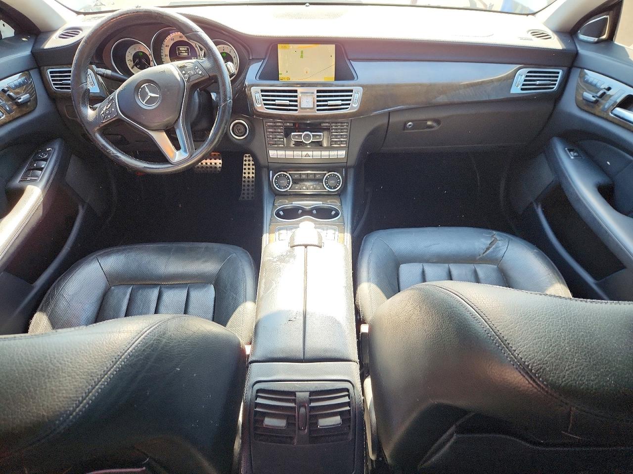 2012 Mercedes-benz Cls 550 White vin: WDDLJ7DB8CA022816