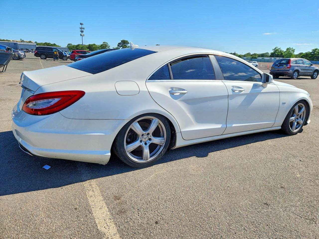 2012 Mercedes-benz Cls 550 White vin: WDDLJ7DB8CA022816