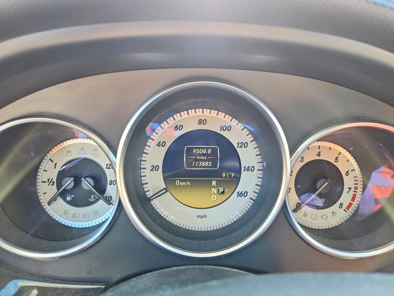 2012 Mercedes-benz Cls 550 White vin: WDDLJ7DB8CA022816