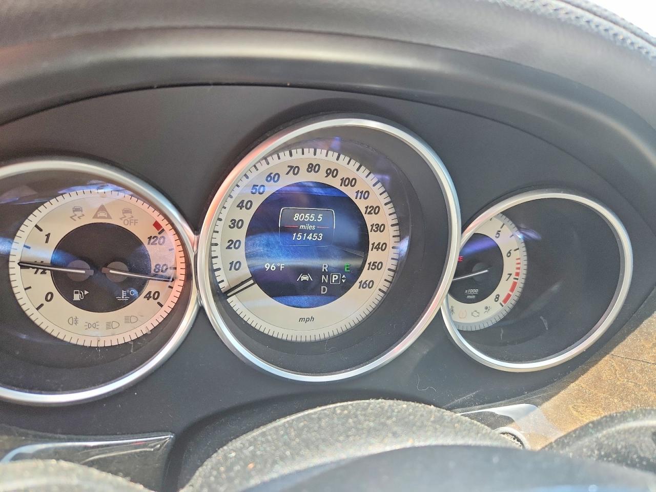 2013 Mercedes-benz Cls 550 White vin: WDDLJ7DB8DA078854