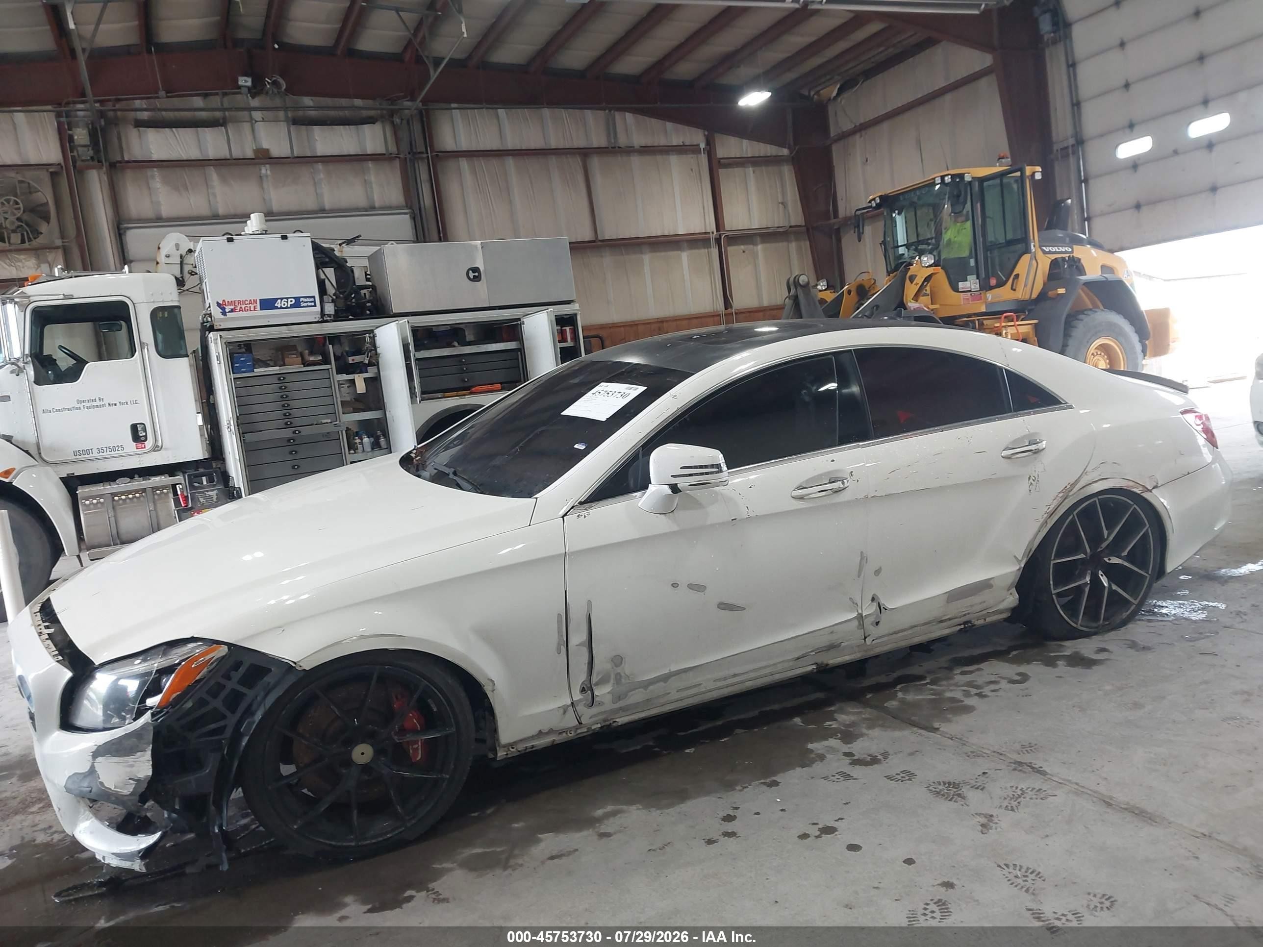 2015 Mercedes-benz Cls 550 White vin: WDDLJ7DB8FA151367