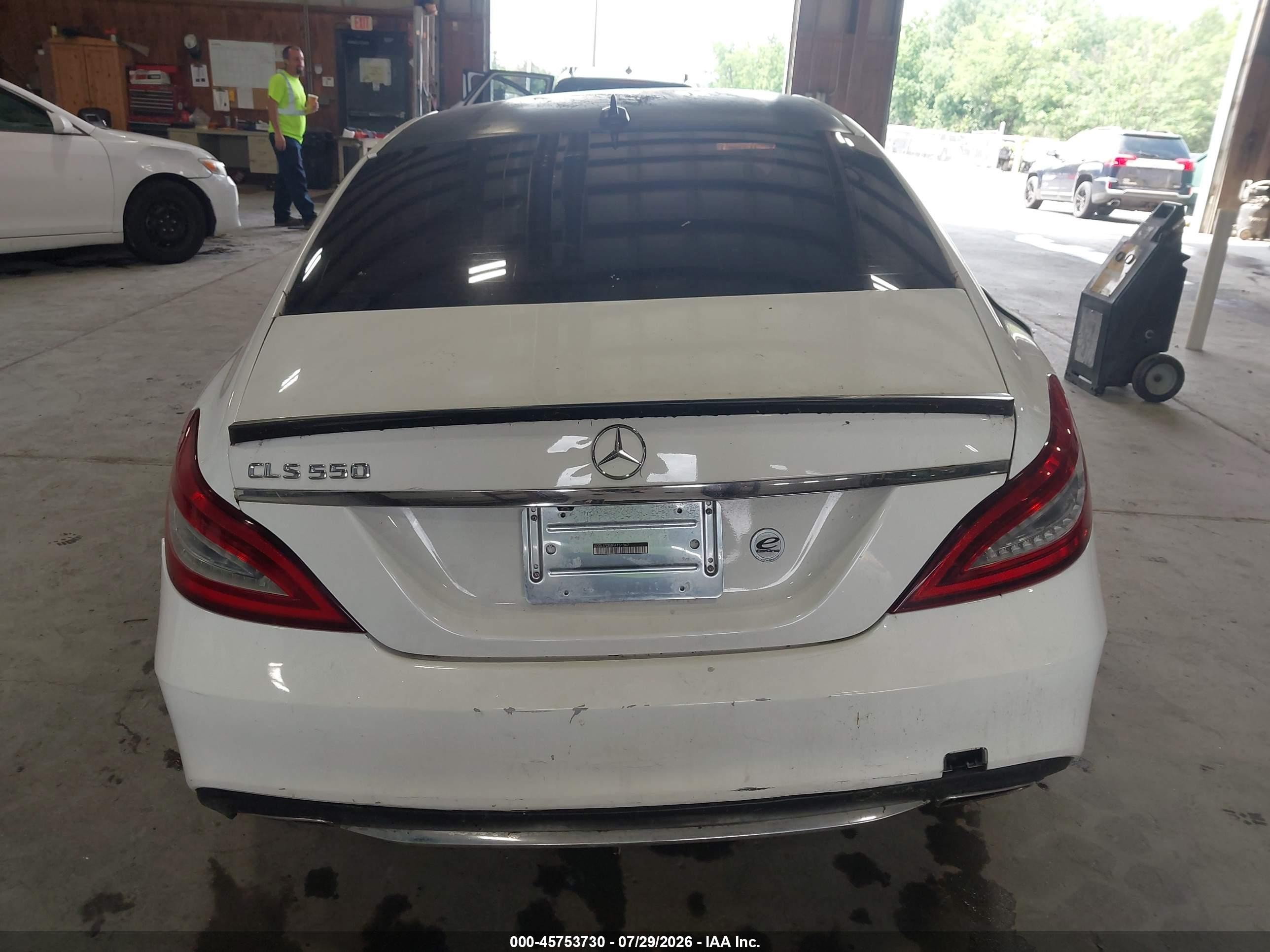 2015 Mercedes-benz Cls 550 White vin: WDDLJ7DB8FA151367