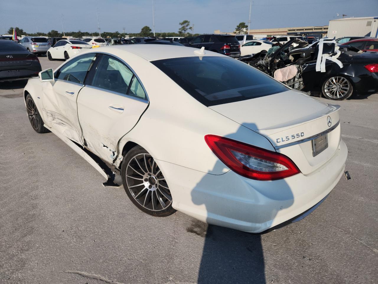 2012 Mercedes-benz Cls 550 Белый vin: WDDLJ7DB9CA040189