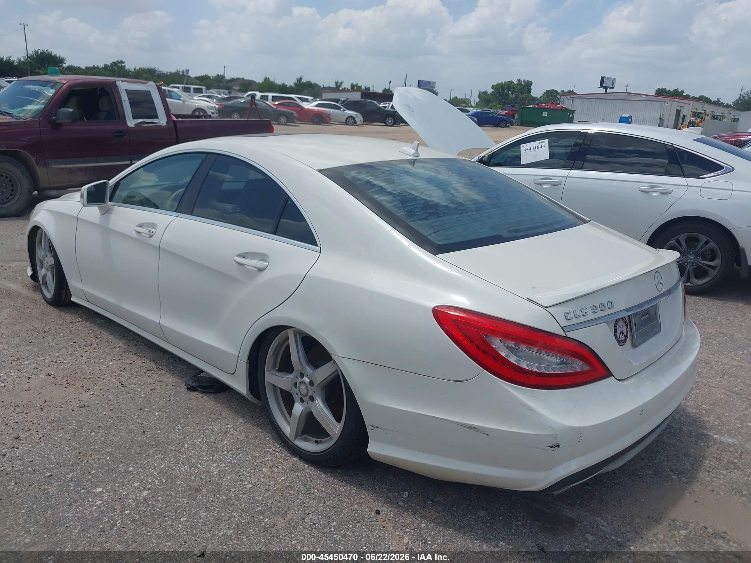 2012 Mercedes-benz Cls 550   White vin: WDDLJ7DBXCA039164