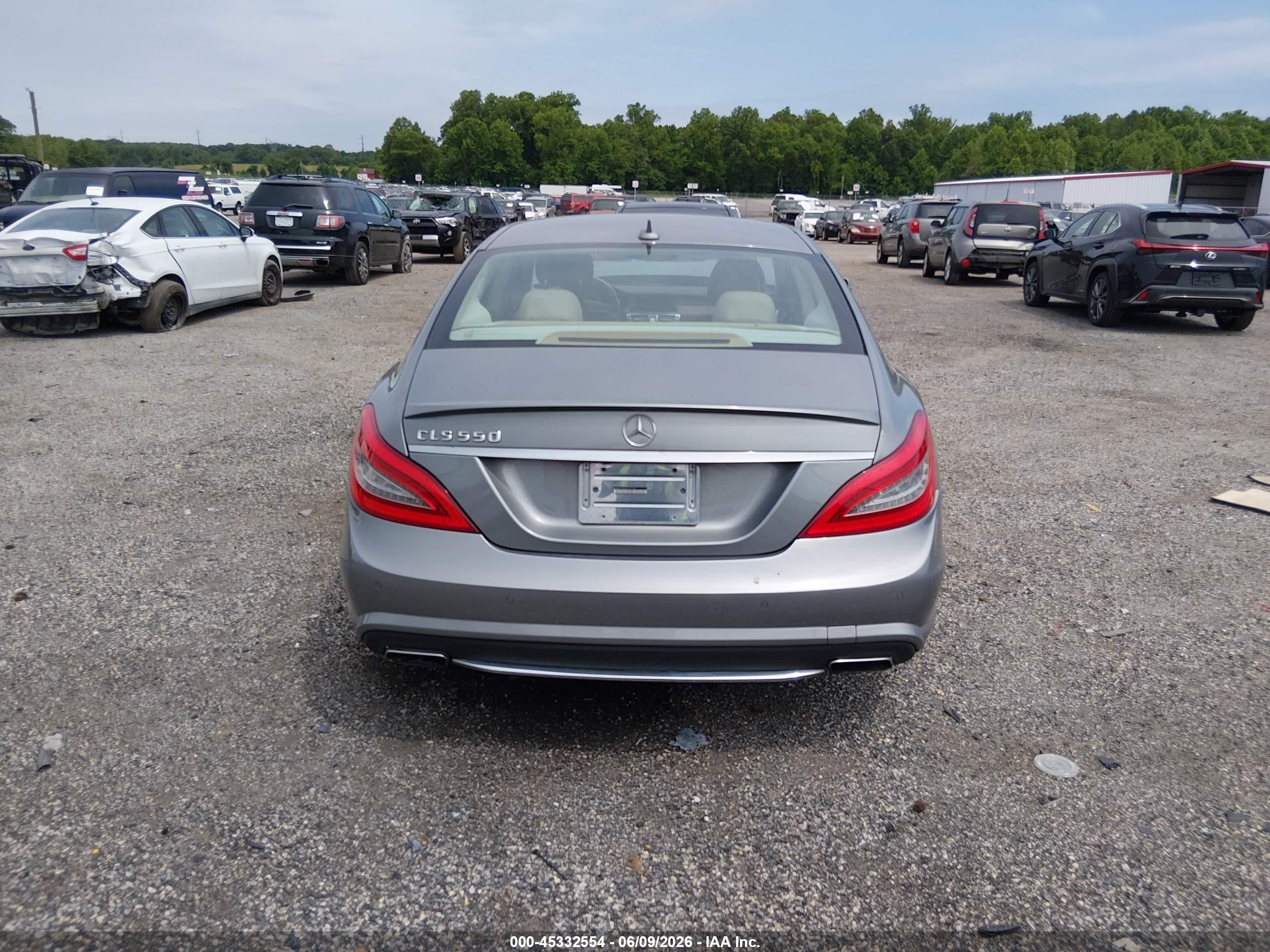 2012 Mercedes-benz Cls 550   Gray vin: WDDLJ7DBXCA051976