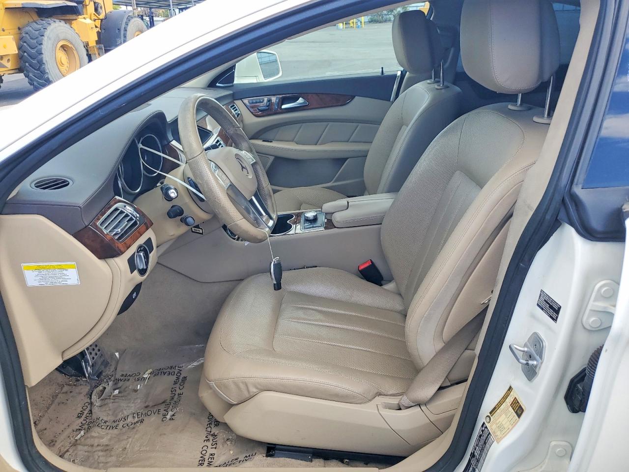 2013 Mercedes-benz Cls 550 White vin: WDDLJ7DBXDA061098