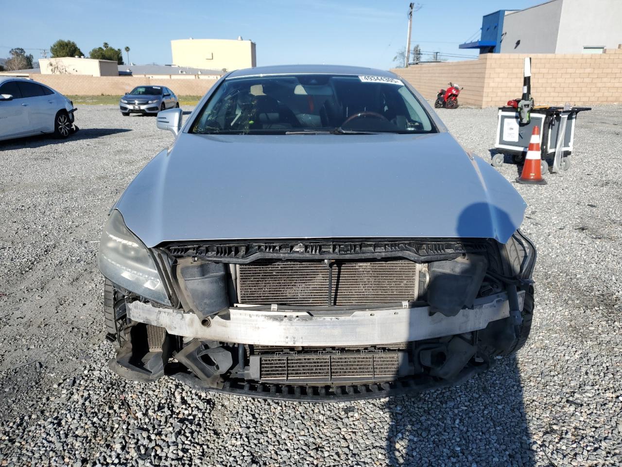 2013 Mercedes-benz Cls 550 Серебряный vin: WDDLJ7DBXDA061165