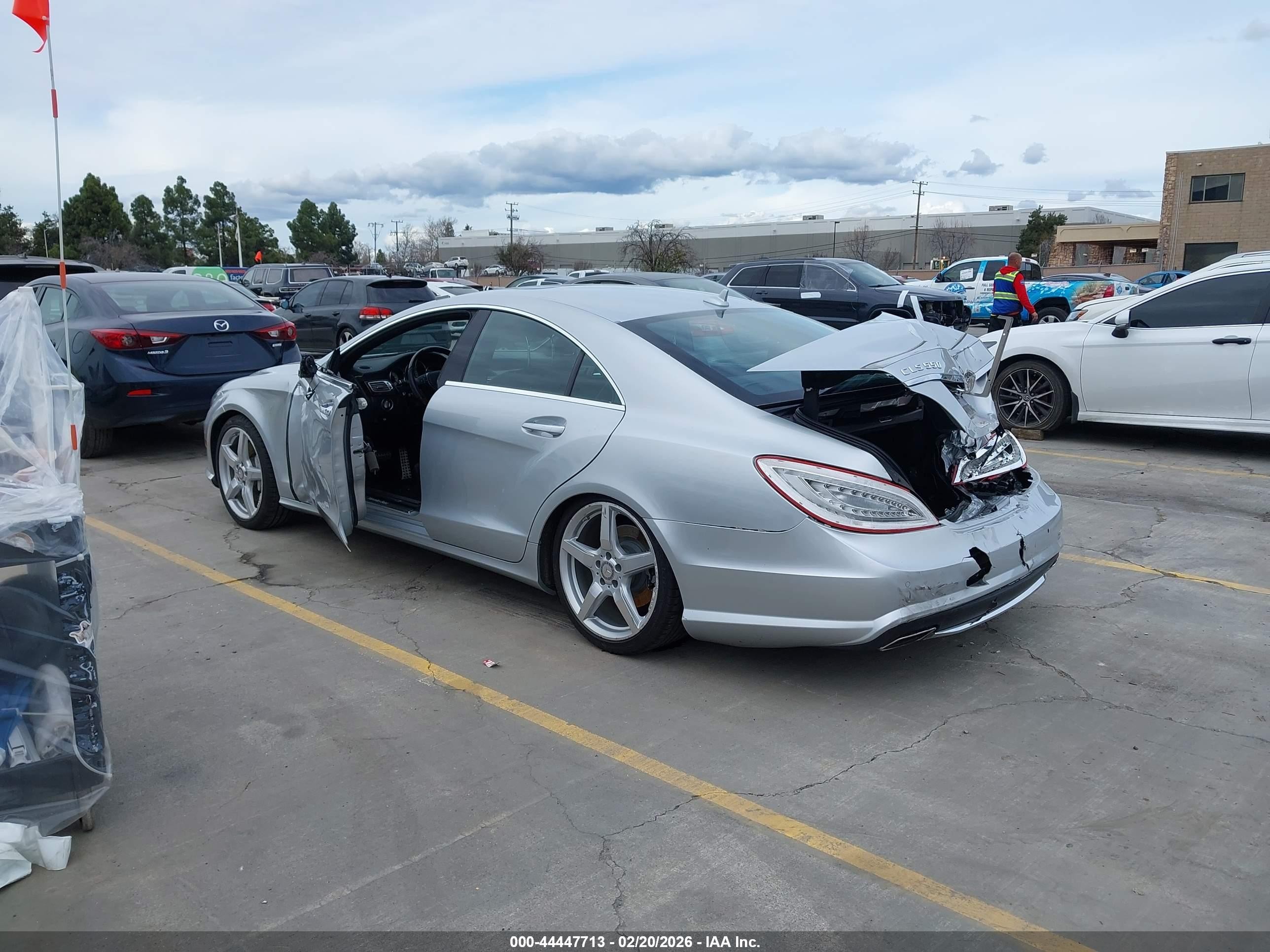 2014 Mercedes-benz Cls 550   Silver vin: WDDLJ7DBXEA093227