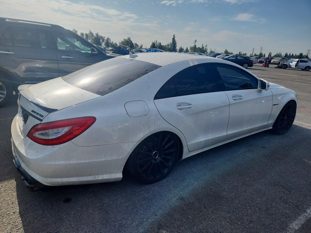 2014 Mercedes-benz Cls 550 White vin: WDDLJ7DBXEA116781