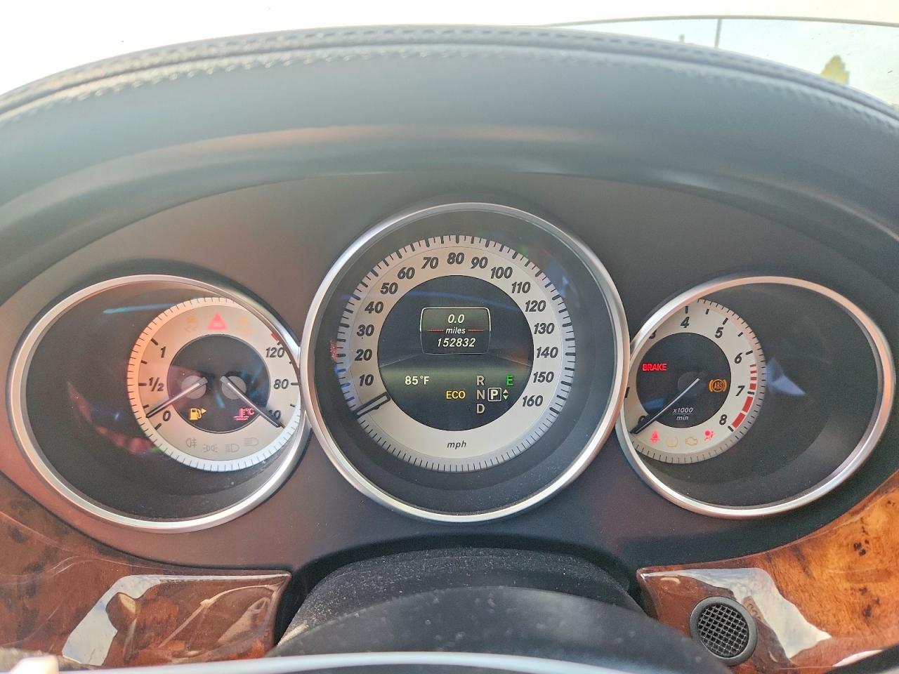 2014 Mercedes-benz Cls 550 White vin: WDDLJ7DBXEA116781