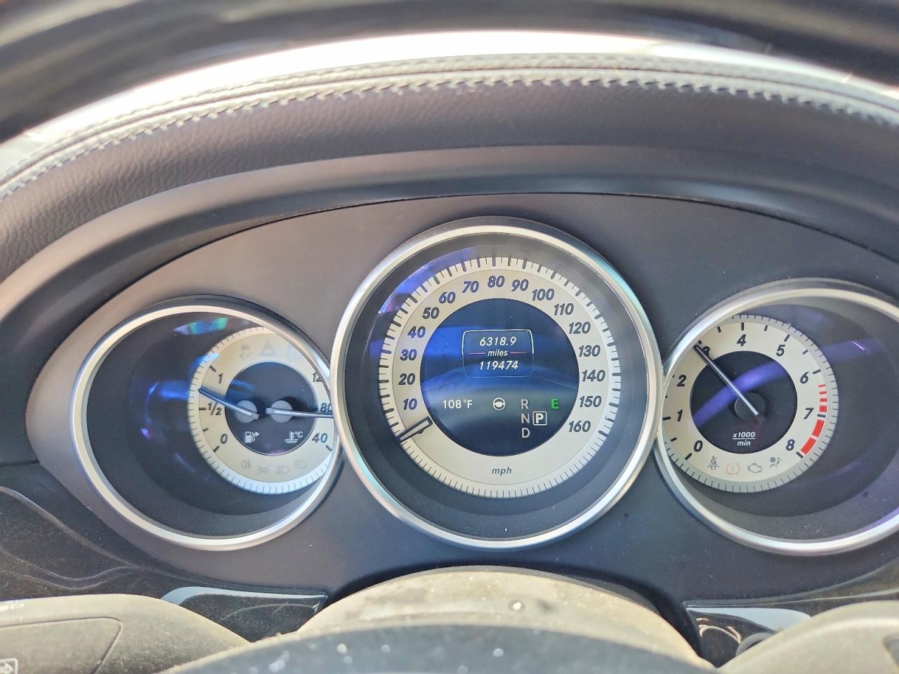 2015 Mercedes-benz Cls 550 White vin: WDDLJ7DBXFA149023