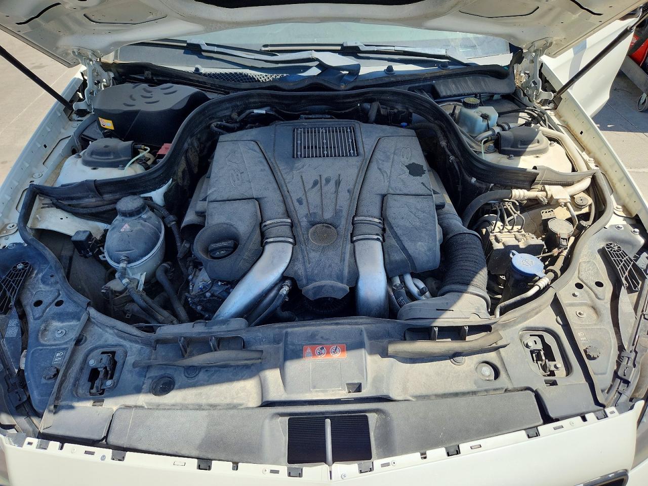 2015 Mercedes-benz Cls 550 White vin: WDDLJ7DBXFA149023