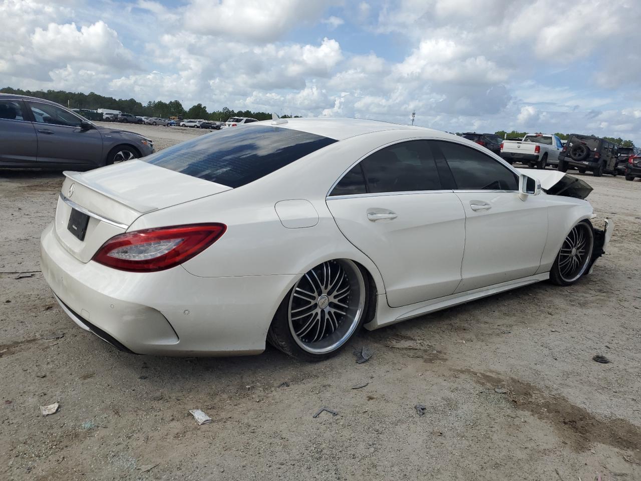 2017 Mercedes-benz Cls 550 White vin: WDDLJ7DBXHA197270