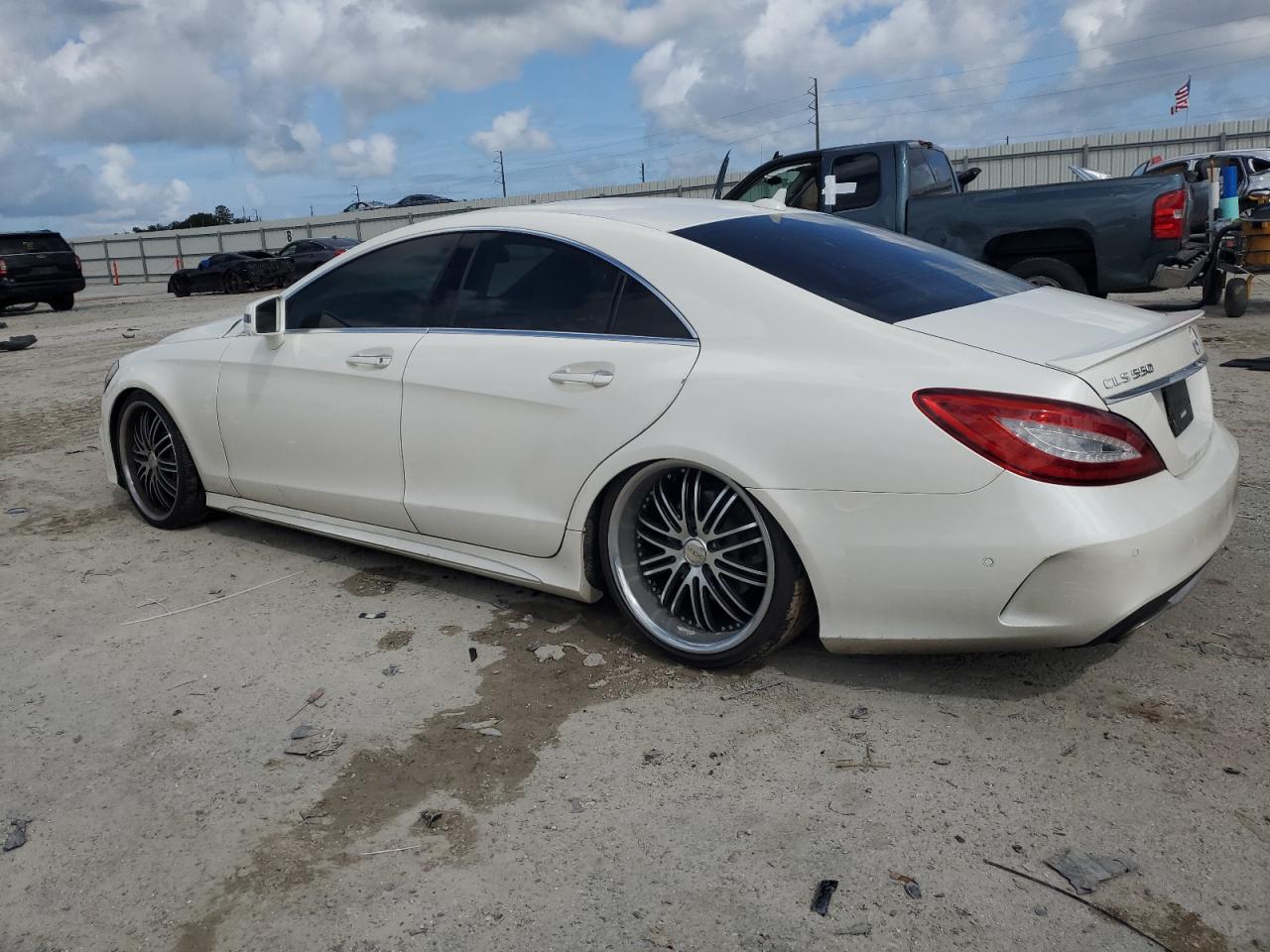 2017 Mercedes-benz Cls 550 White vin: WDDLJ7DBXHA197270