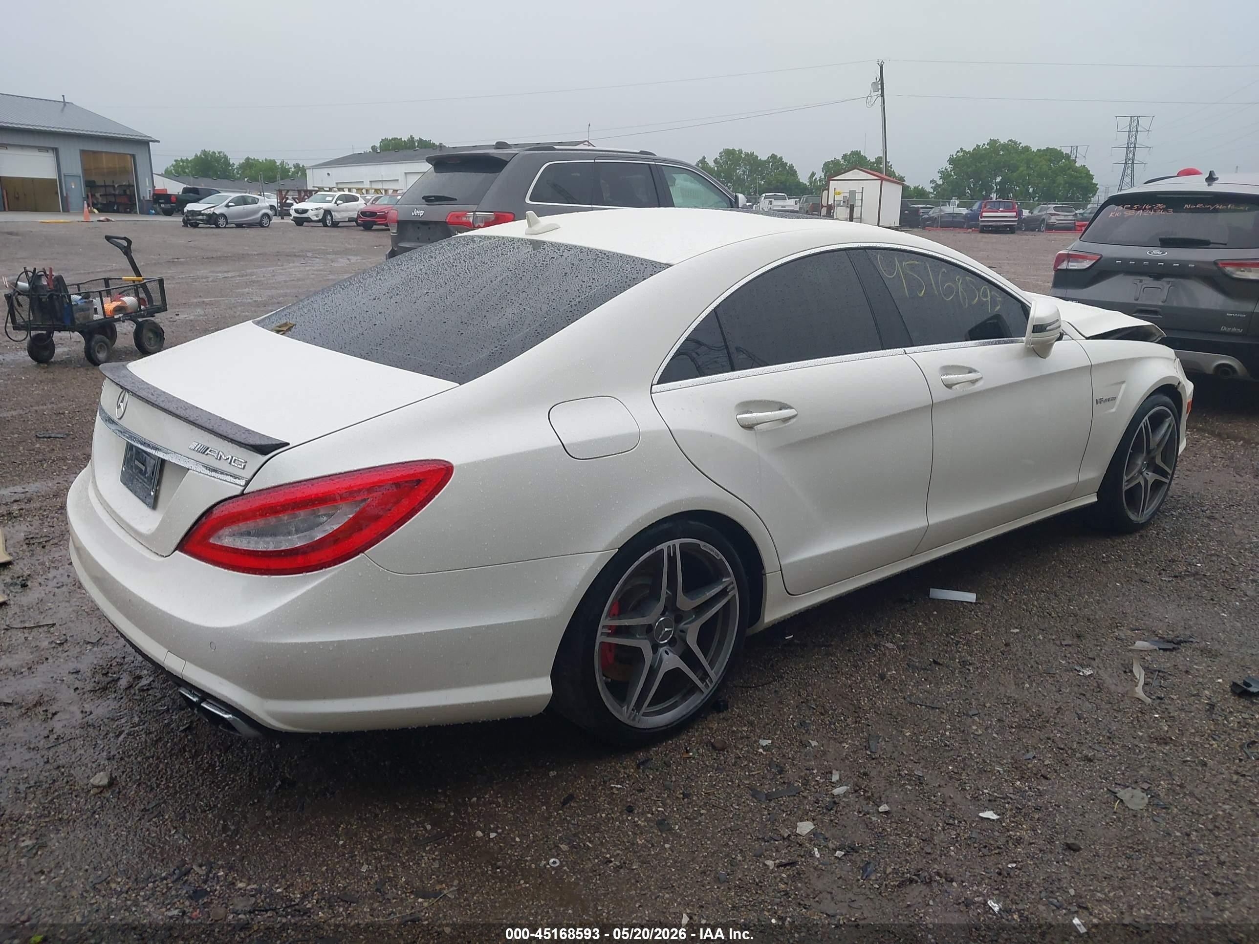2013 Mercedes-benz Cls 63 Amg   White vin: WDDLJ7EBXDA085500