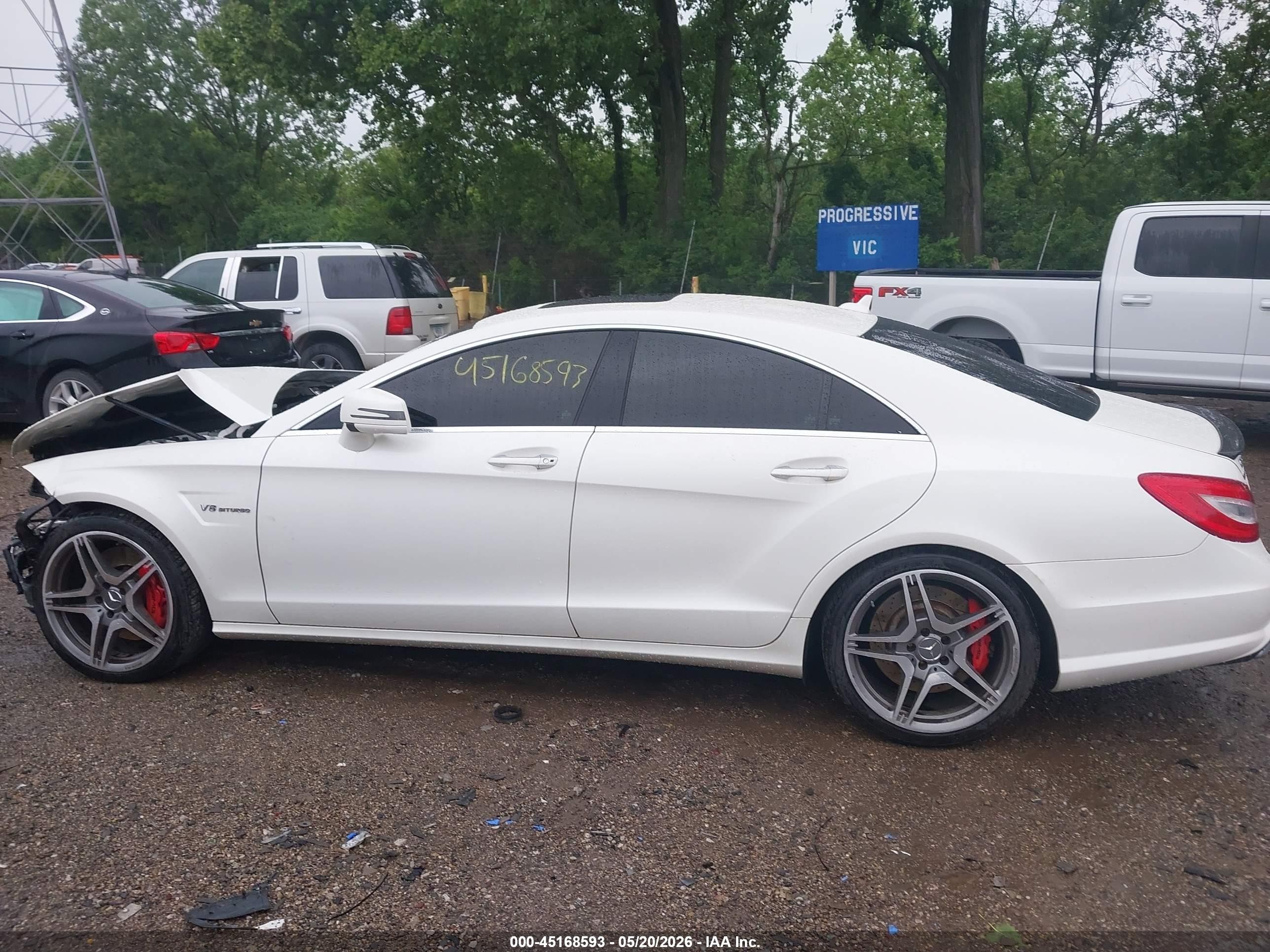2013 Mercedes-benz Cls 63 Amg   White vin: WDDLJ7EBXDA085500
