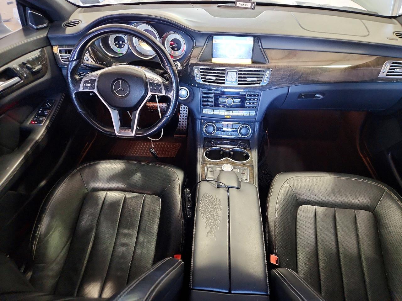 2012 Mercedes-benz Cls 550 Серебряный vin: WDDLJ9BB3CA045497