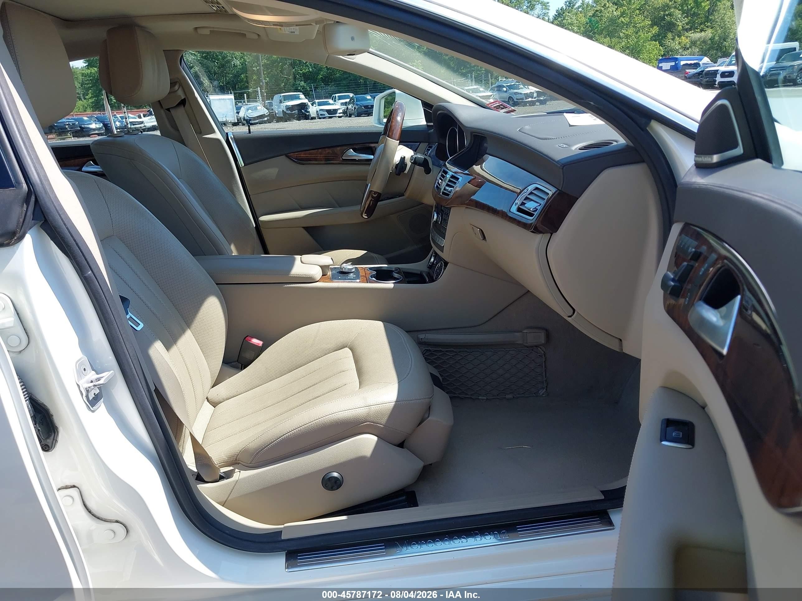 2013 Mercedes-benz Cls 550 4matic White vin: WDDLJ9BB4DA064576