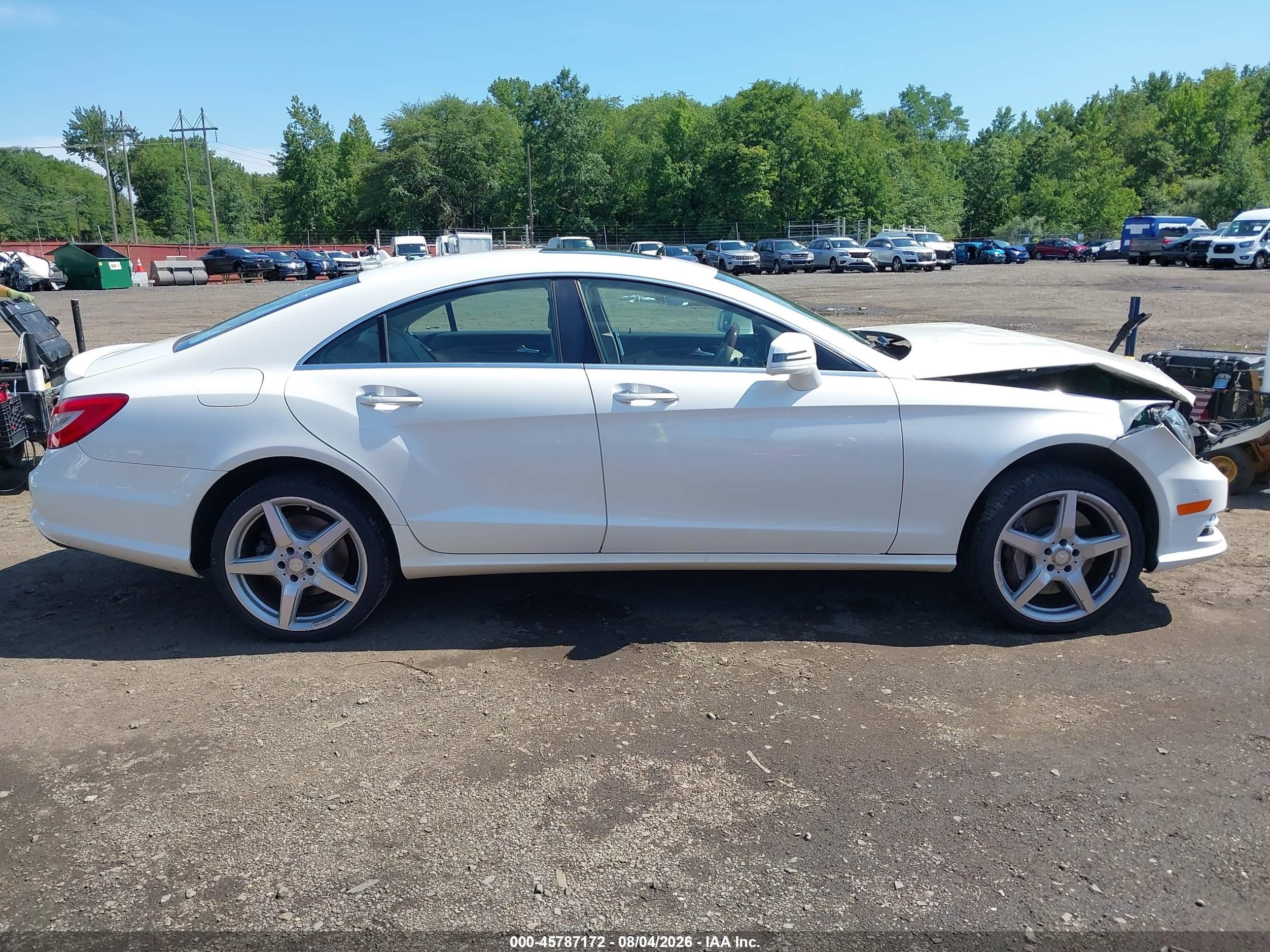2013 Mercedes-benz Cls 550 4matic White vin: WDDLJ9BB4DA064576