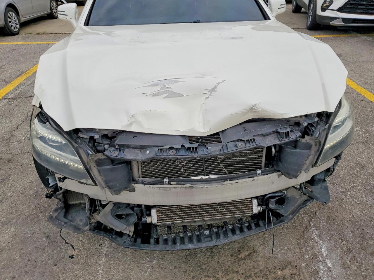 2012 Mercedes-benz Cls 550 4matic White vin: WDDLJ9BB7CA046362