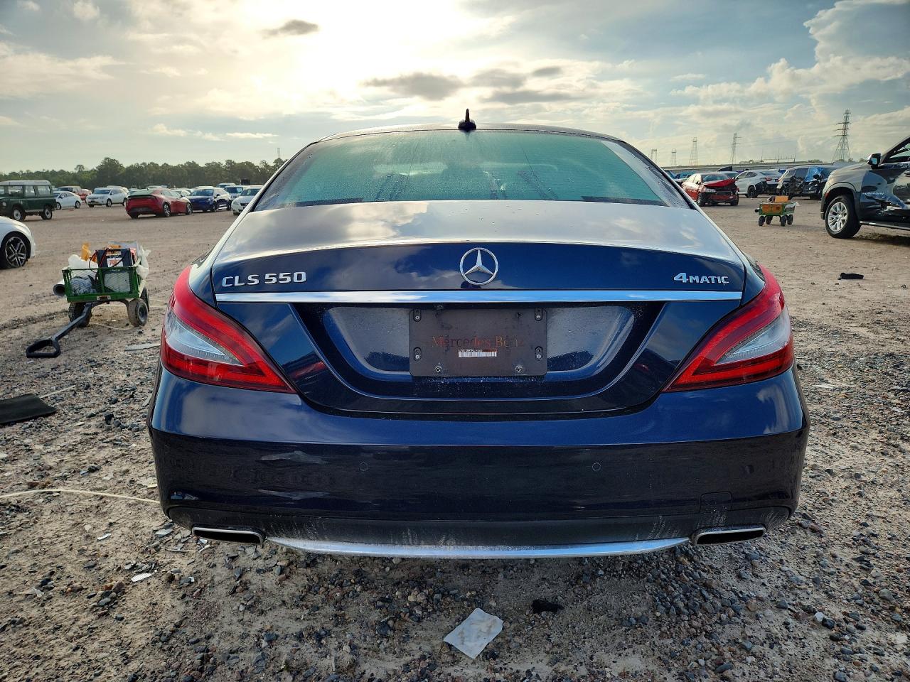 2017 Mercedes-benz Cls 550 4matic Синий vin: WDDLJ9BB7HA198441