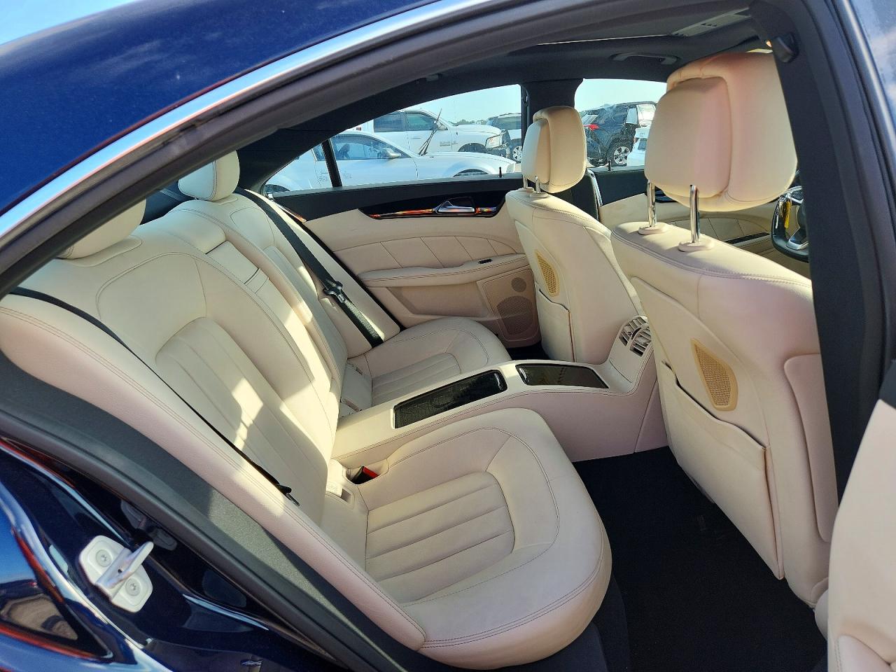 2017 Mercedes-benz Cls 550 4matic Синий vin: WDDLJ9BB7HA198441