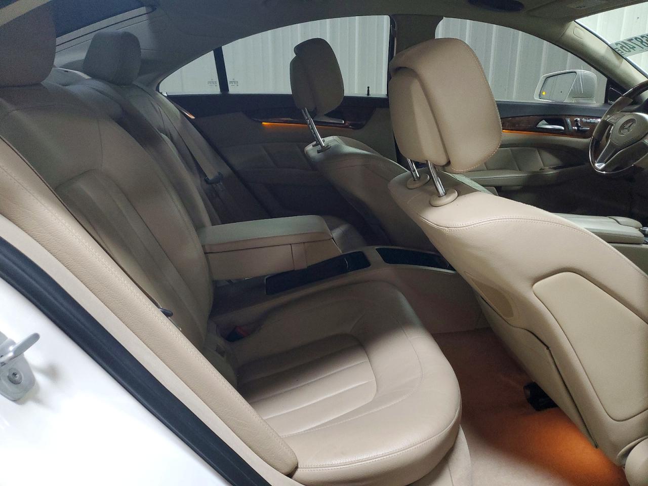 2012 Mercedes-benz Cls 550 4matic White vin: WDDLJ9BB8CA030364