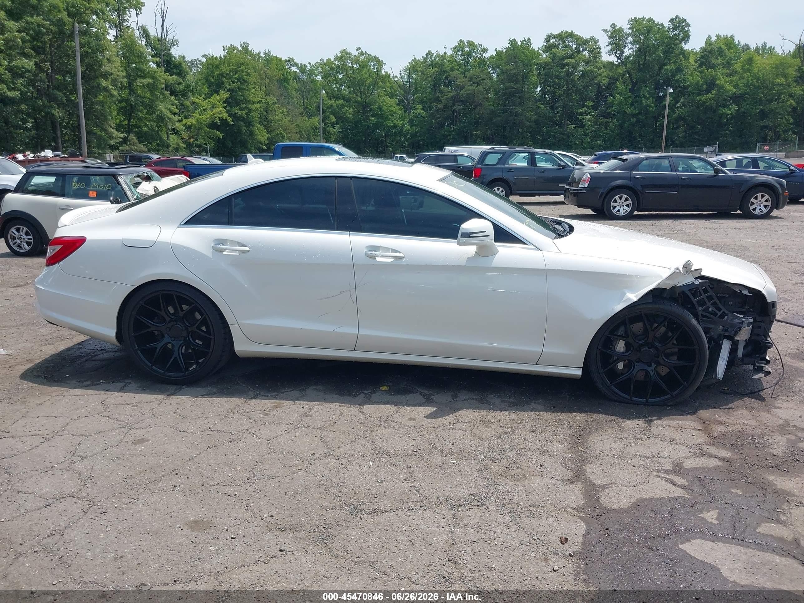 2013 Mercedes-benz Cls 550 4matic White vin: WDDLJ9BB8DA059543