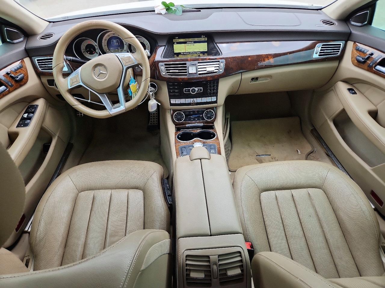 2012 Mercedes-benz Cls 550 4matic White vin: WDDLJ9BBXCA055069